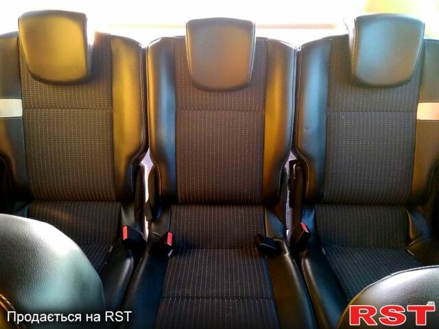 Белый Рено Сценик, объемом двигателя 15 л и пробегом 227 тыс. км за 8900 $, фото 4 на Automoto.ua
