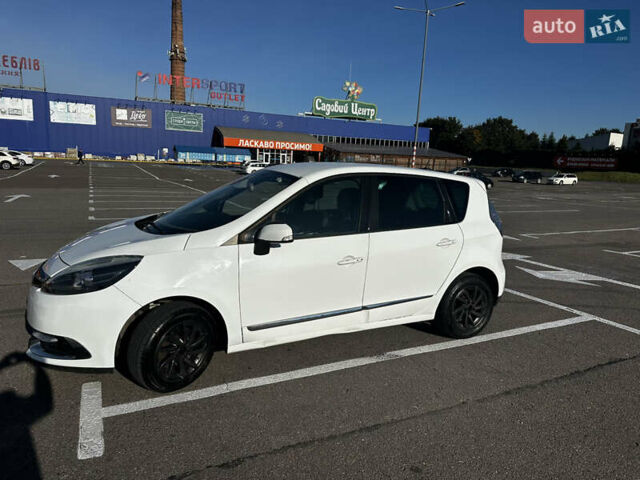 Білий Рено Сценік, об'ємом двигуна 1.46 л та пробігом 172 тис. км за 8150 $, фото 2 на Automoto.ua