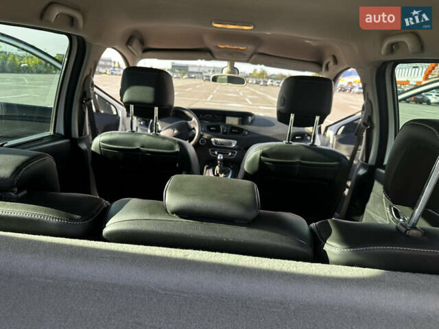Білий Рено Сценік, об'ємом двигуна 1.46 л та пробігом 170 тис. км за 8950 $, фото 13 на Automoto.ua