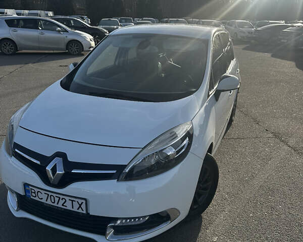 Білий Рено Сценік, об'ємом двигуна 1.46 л та пробігом 173 тис. км за 8850 $, фото 2 на Automoto.ua