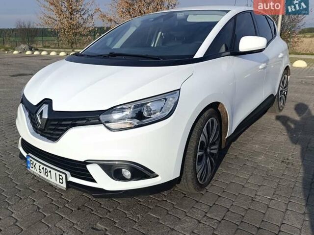 Белый Рено Сценик, объемом двигателя 1.5 л и пробегом 249 тыс. км за 11700 $, фото 2 на Automoto.ua