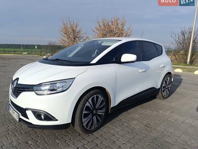 Белый Рено Сценик, объемом двигателя 1.5 л и пробегом 249 тыс. км за 11700 $, фото 3 на Automoto.ua