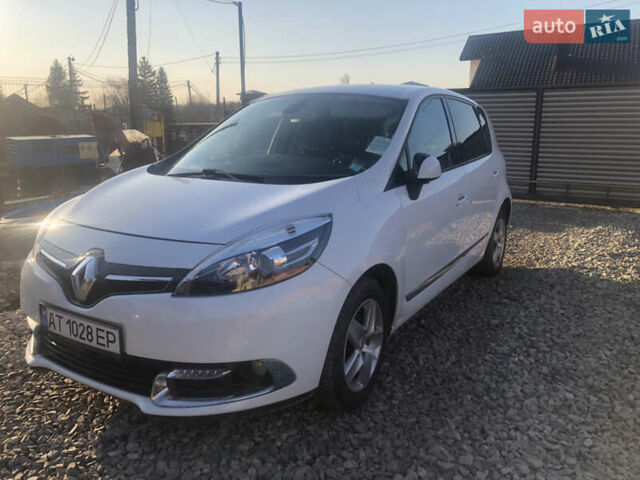 Белый Рено Сценик, объемом двигателя 1.6 л и пробегом 270 тыс. км за 11500 $, фото 14 на Automoto.ua