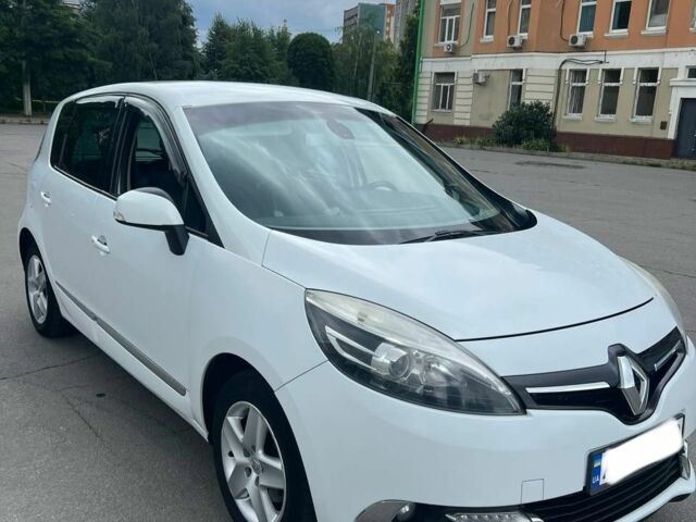 Білий Рено Сценік, об'ємом двигуна 1.46 л та пробігом 330 тис. км за 8900 $, фото 1 на Automoto.ua
