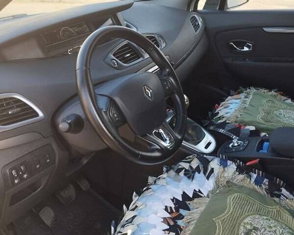 Белый Рено Сценик, объемом двигателя 1.5 л и пробегом 190 тыс. км за 10600 $, фото 14 на Automoto.ua