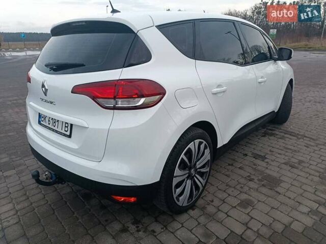 Белый Рено Сценик, объемом двигателя 1.5 л и пробегом 249 тыс. км за 11700 $, фото 18 на Automoto.ua