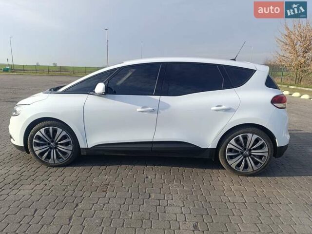 Белый Рено Сценик, объемом двигателя 1.5 л и пробегом 249 тыс. км за 11700 $, фото 11 на Automoto.ua