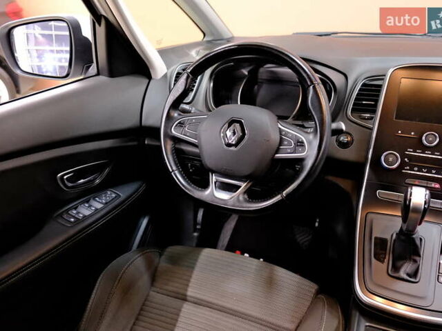 Белый Рено Сценик, объемом двигателя 1.5 л и пробегом 223 тыс. км за 15900 $, фото 46 на Automoto.ua