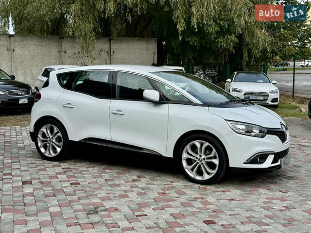 Белый Рено Сценик, объемом двигателя 1.5 л и пробегом 204 тыс. км за 13700 $, фото 4 на Automoto.ua