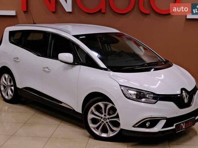 Белый Рено Сценик, объемом двигателя 1.5 л и пробегом 223 тыс. км за 15900 $, фото 4 на Automoto.ua