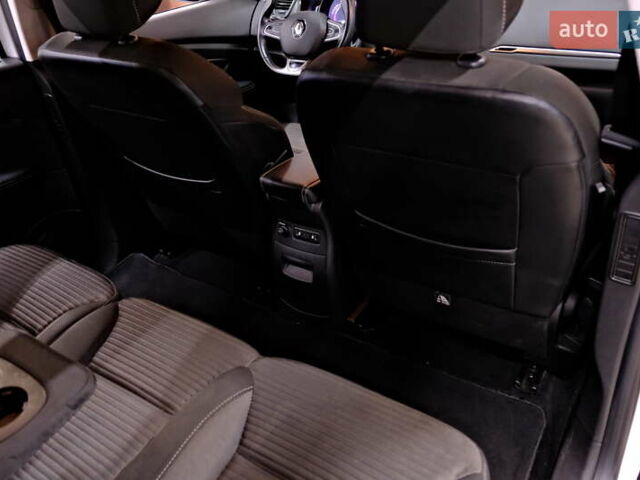 Белый Рено Сценик, объемом двигателя 1.5 л и пробегом 223 тыс. км за 15900 $, фото 39 на Automoto.ua