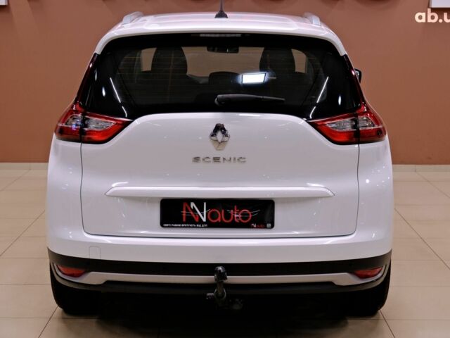 Белый Рено Сценик, объемом двигателя 1.5 л и пробегом 223 тыс. км за 15900 $, фото 5 на Automoto.ua