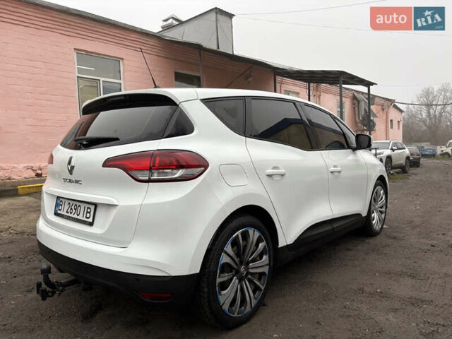 Белый Рено Сценик, объемом двигателя 1.46 л и пробегом 193 тыс. км за 13600 $, фото 10 на Automoto.ua