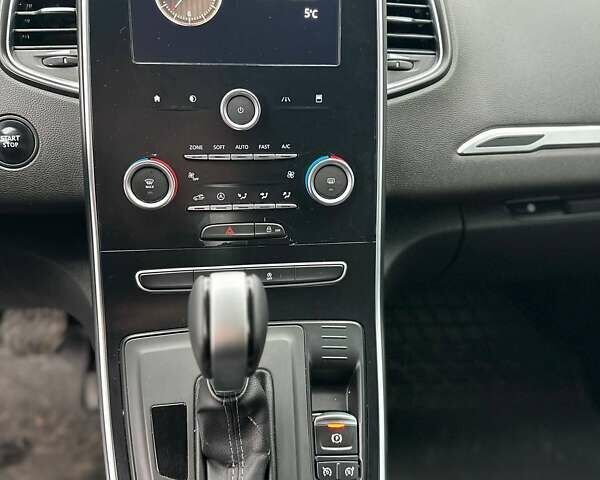 Белый Рено Сценик, объемом двигателя 1.46 л и пробегом 297 тыс. км за 14800 $, фото 9 на Automoto.ua