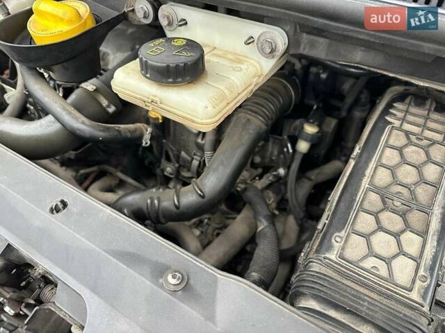 Белый Рено Сценик, объемом двигателя 1.46 л и пробегом 297 тыс. км за 14800 $, фото 23 на Automoto.ua