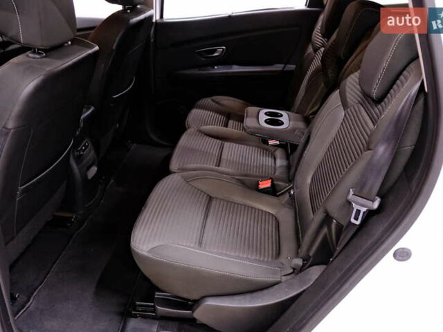 Белый Рено Сценик, объемом двигателя 1.5 л и пробегом 223 тыс. км за 15900 $, фото 34 на Automoto.ua