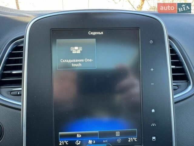 Белый Рено Сценик, объемом двигателя 1.5 л и пробегом 208 тыс. км за 15550 $, фото 32 на Automoto.ua