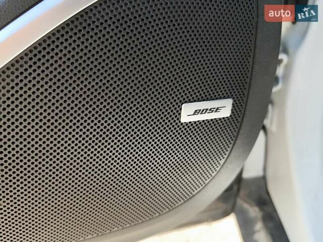 Белый Рено Сценик, объемом двигателя 1.6 л и пробегом 261 тыс. км за 16500 $, фото 27 на Automoto.ua