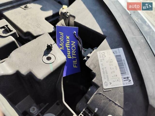 Белый Рено Сценик, объемом двигателя 1.6 л и пробегом 261 тыс. км за 16500 $, фото 40 на Automoto.ua