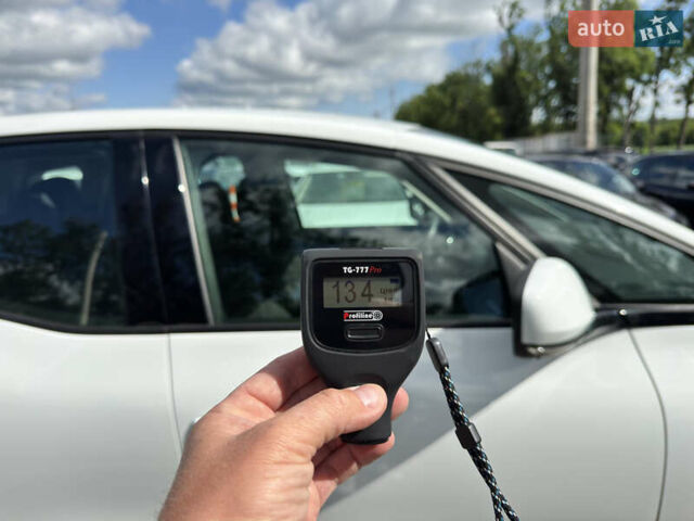 Белый Рено Сценик, объемом двигателя 1.5 л и пробегом 237 тыс. км за 13500 $, фото 18 на Automoto.ua