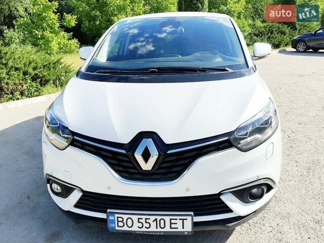 Белый Рено Сценик, объемом двигателя 1.6 л и пробегом 261 тыс. км за 16500 $, фото 2 на Automoto.ua