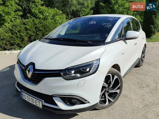 Белый Рено Сценик, объемом двигателя 1.6 л и пробегом 261 тыс. км за 16500 $, фото 1 на Automoto.ua