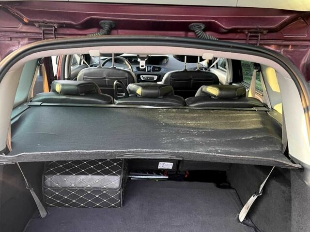 Білий Рено Сценік, об'ємом двигуна 0 л та пробігом 280 тис. км за 8700 $, фото 4 на Automoto.ua