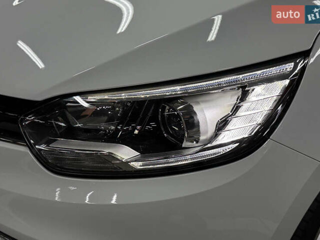 Белый Рено Сценик, объемом двигателя 1.8 л и пробегом 174 тыс. км за 18500 $, фото 13 на Automoto.ua