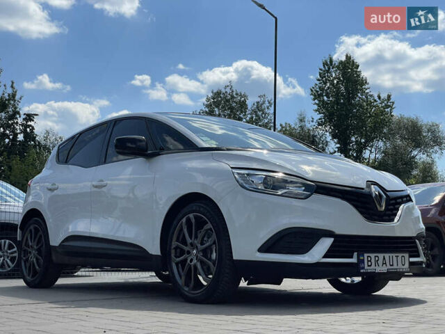 Белый Рено Сценик, объемом двигателя 1.7 л и пробегом 196 тыс. км за 15155 $, фото 11 на Automoto.ua