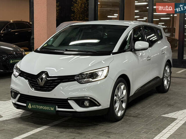 Белый Рено Сценик, объемом двигателя 1.8 л и пробегом 174 тыс. км за 18500 $, фото 6 на Automoto.ua