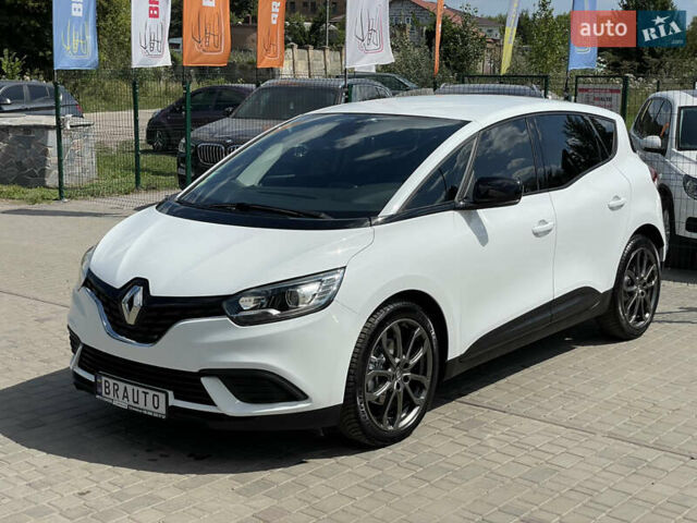 Белый Рено Сценик, объемом двигателя 1.7 л и пробегом 196 тыс. км за 15155 $, фото 1 на Automoto.ua