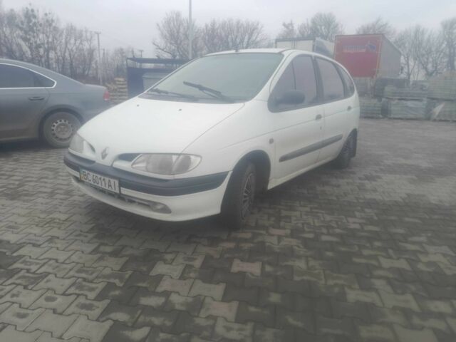 Білий Рено Сценік, об'ємом двигуна 1.6 л та пробігом 235 тис. км за 1400 $, фото 1 на Automoto.ua