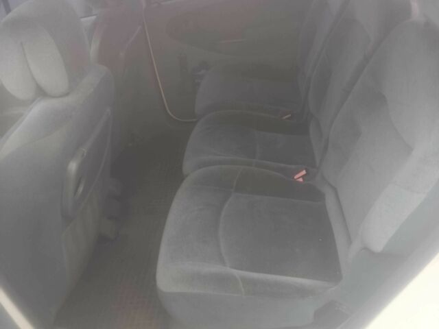 Білий Рено Сценік, об'ємом двигуна 1.6 л та пробігом 235 тис. км за 1400 $, фото 9 на Automoto.ua