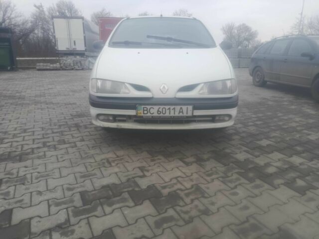 Білий Рено Сценік, об'ємом двигуна 1.6 л та пробігом 235 тис. км за 1400 $, фото 3 на Automoto.ua