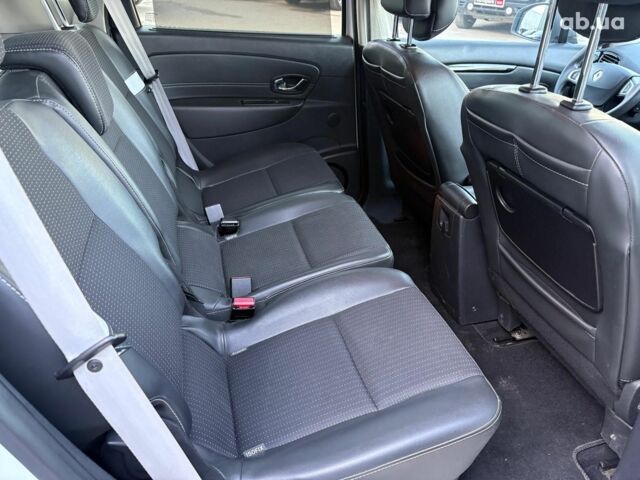 Білий Рено Сценік, об'ємом двигуна 1.5 л та пробігом 192 тис. км за 9190 $, фото 33 на Automoto.ua