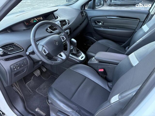 Білий Рено Сценік, об'ємом двигуна 1.5 л та пробігом 192 тис. км за 9190 $, фото 20 на Automoto.ua