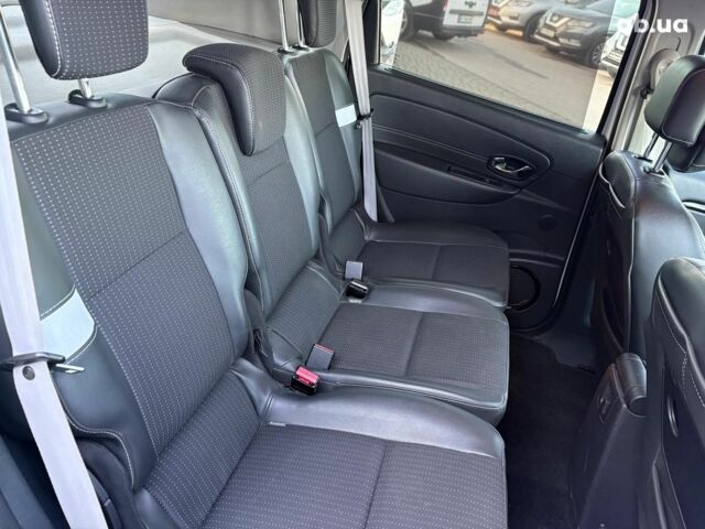 Білий Рено Сценік, об'ємом двигуна 1.5 л та пробігом 192 тис. км за 9190 $, фото 35 на Automoto.ua