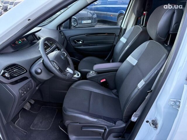 Білий Рено Сценік, об'ємом двигуна 1.5 л та пробігом 192 тис. км за 9190 $, фото 21 на Automoto.ua