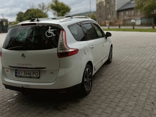 Белый Рено Сценик, объемом двигателя 1.6 л и пробегом 207 тыс. км за 8800 $, фото 2 на Automoto.ua