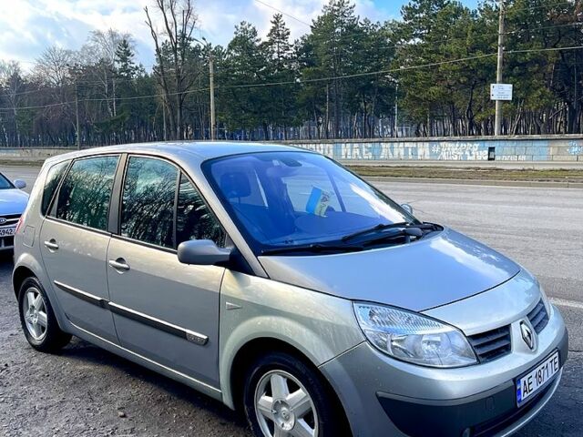 Бежевый Рено Сценик, объемом двигателя 1.6 л и пробегом 310 тыс. км за 3700 $, фото 1 на Automoto.ua