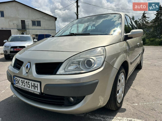Бежевый Рено Сценик, объемом двигателя 1.46 л и пробегом 260 тыс. км за 4999 $, фото 9 на Automoto.ua