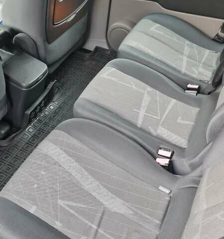 Бежевый Рено Сценик, объемом двигателя 1.6 л и пробегом 313 тыс. км за 4000 $, фото 7 на Automoto.ua