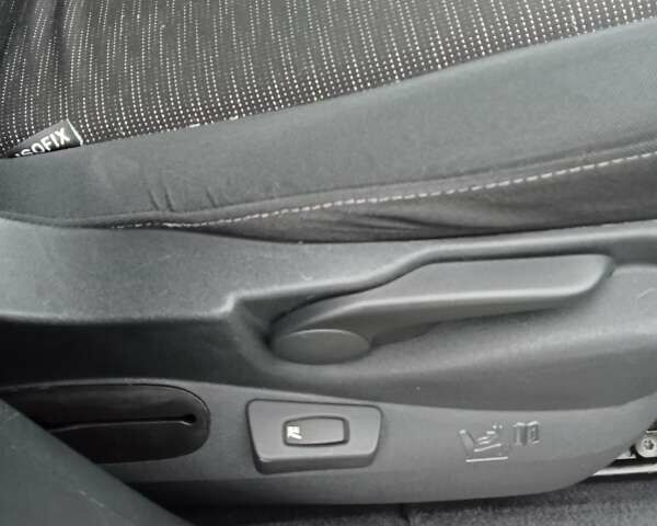 Бежевый Рено Сценик, объемом двигателя 1.6 л и пробегом 183 тыс. км за 4450 $, фото 7 на Automoto.ua