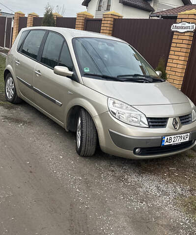 Бежевый Рено Сценик, объемом двигателя 2 л и пробегом 250 тыс. км за 5000 $, фото 1 на Automoto.ua
