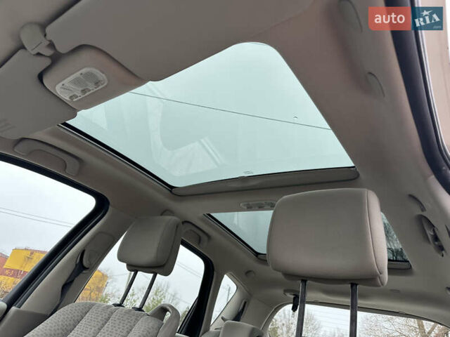 Бежевий Рено Сценік, об'ємом двигуна 1.6 л та пробігом 200 тис. км за 5800 $, фото 13 на Automoto.ua