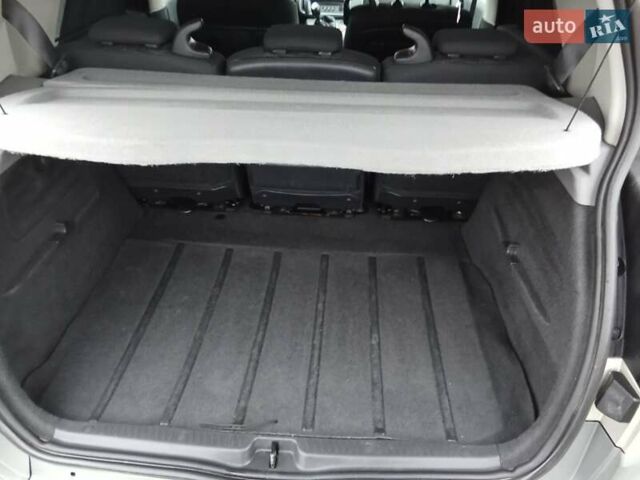 Бежевый Рено Сценик, объемом двигателя 1.6 л и пробегом 183 тыс. км за 4450 $, фото 4 на Automoto.ua