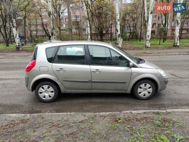Бежевый Рено Сценик, объемом двигателя 1.6 л и пробегом 175 тыс. км за 5500 $, фото 1 на Automoto.ua