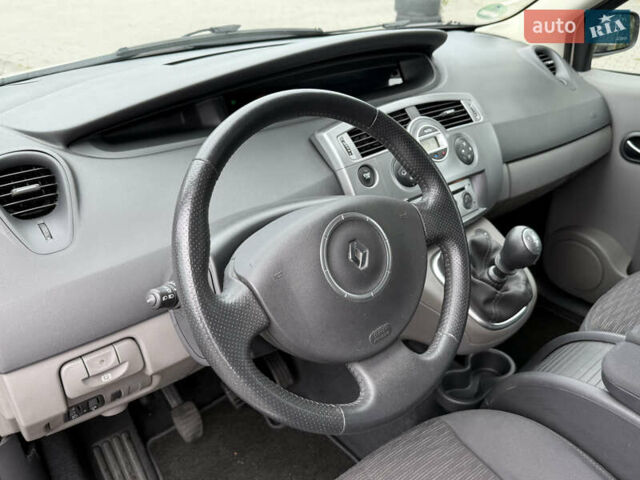 Бежевий Рено Сценік, об'ємом двигуна 1.6 л та пробігом 126 тис. км за 5500 $, фото 36 на Automoto.ua