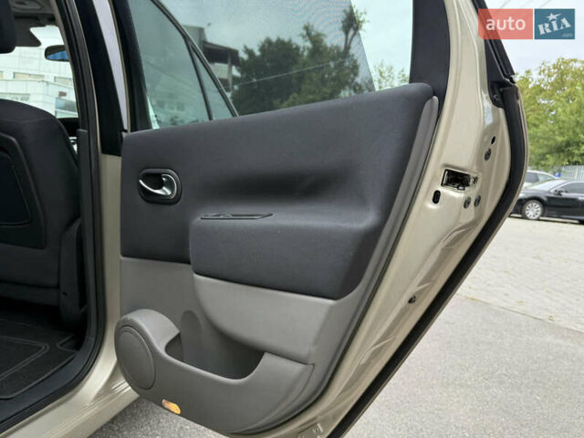 Бежевий Рено Сценік, об'ємом двигуна 1.6 л та пробігом 126 тис. км за 5500 $, фото 67 на Automoto.ua