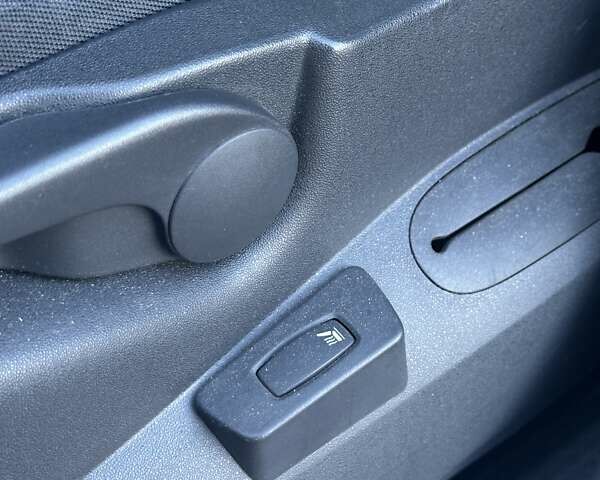 Бежевий Рено Сценік, об'ємом двигуна 1.6 л та пробігом 141 тис. км за 6000 $, фото 30 на Automoto.ua